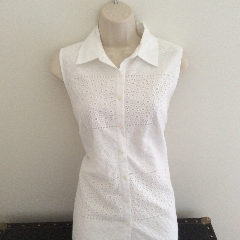 Talbots eyelet top